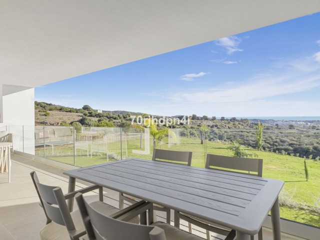 2 Bedrooms Apartment in Estepona