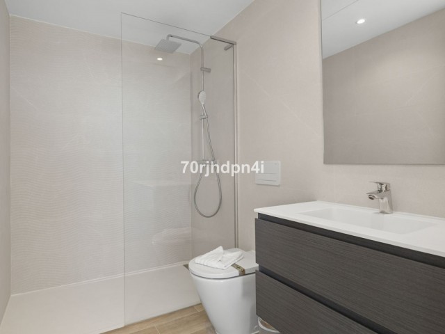 2 Bedrooms Apartment in Estepona