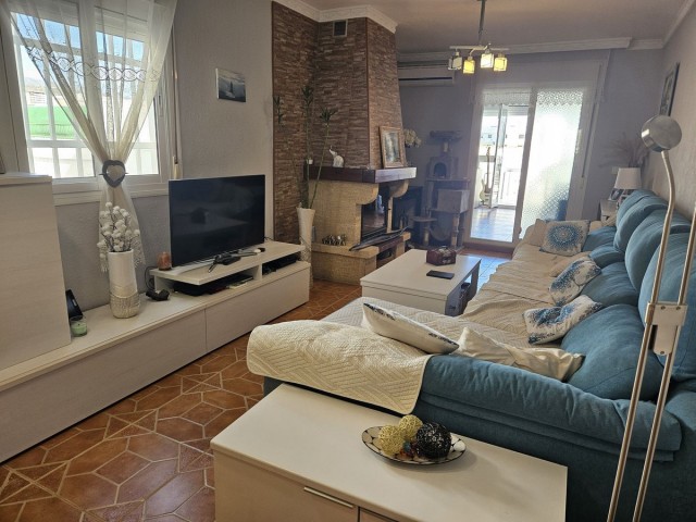 3 Bedrooms Apartment in Estepona