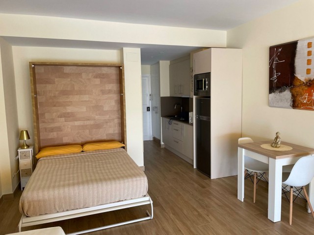 Yksiö Torremolinos