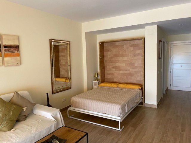 Yksiö Torremolinos