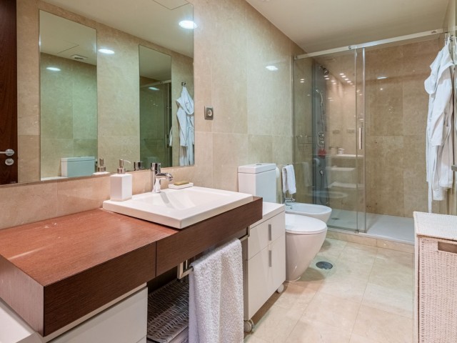 2 Bedrooms Apartment in Nueva Andalucía