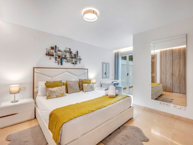 3 Bedrooms Apartment in Puerto Banús