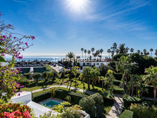 4 Makuuhuoneen Huoneisto Guadalmina Baja