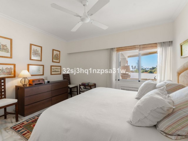 4 Makuuhuoneen Huoneisto Guadalmina Baja