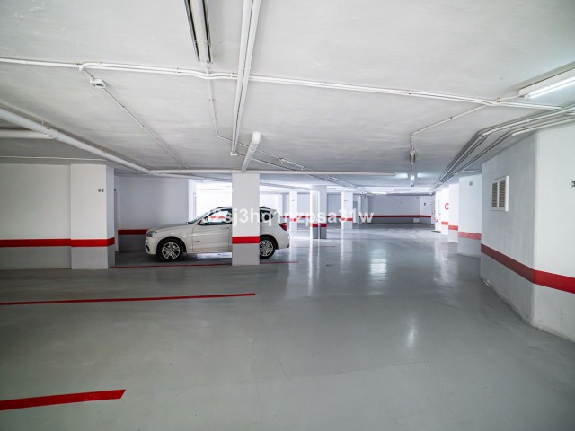 4 Makuuhuoneen Huoneisto Guadalmina Baja