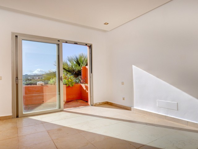 2 Bedrooms Townhouse in Manilva