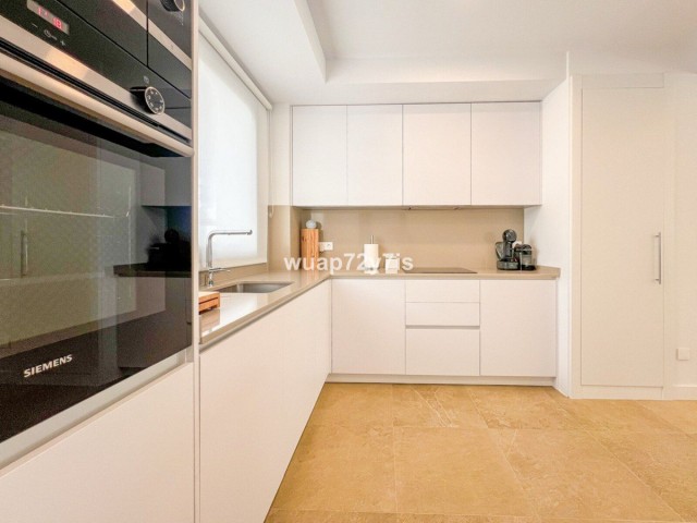 4 Bedrooms Apartment in Estepona