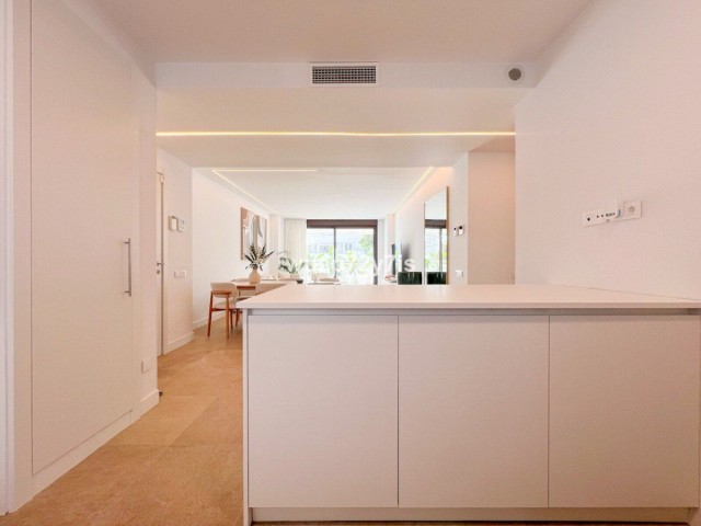 4 Bedrooms Apartment in Estepona