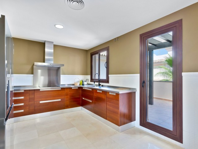 Penthouse in Nueva Andalucía