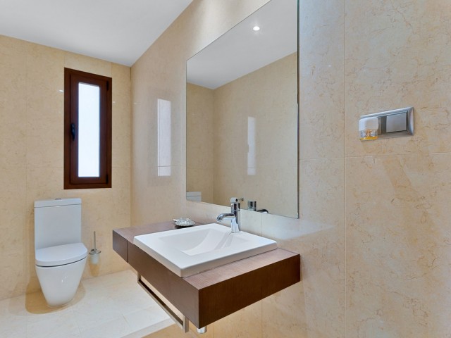 Penthouse in Nueva Andalucía