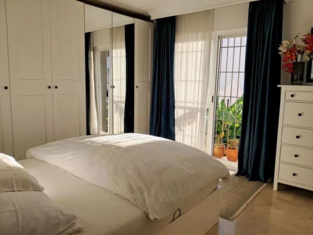 4 Schlafzimmer Reihenhaus in Estepona