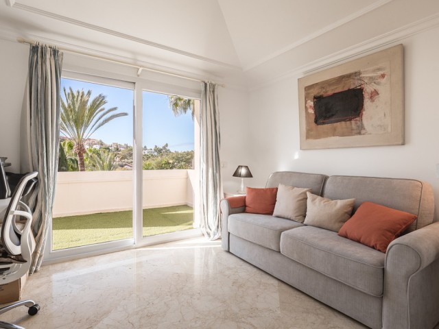 3 Bedrooms Apartment in Nueva Andalucía