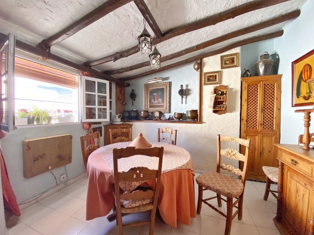 6 Bedrooms Townhouse in Marbella