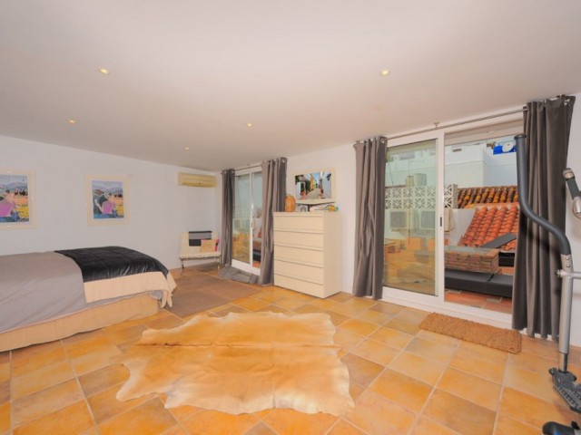 3 Bedrooms Townhouse in Marbella