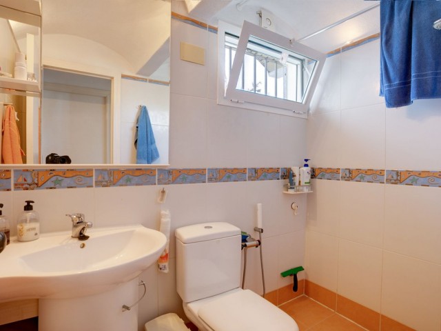 3 Bedrooms Villa in Estepona