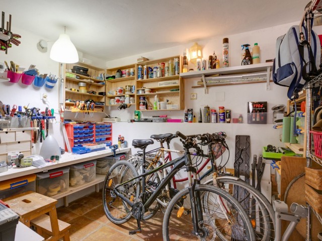 3 Bedrooms Villa in Estepona