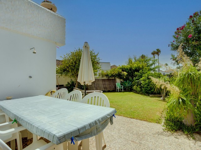 3 Bedrooms Villa in Estepona