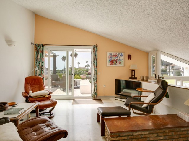 3 Bedrooms Villa in Estepona