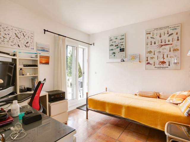 3 Bedrooms Villa in Estepona