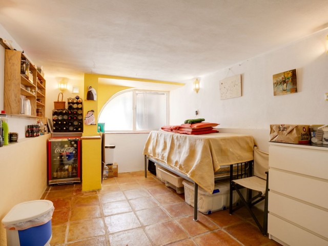 3 Bedrooms Villa in Estepona