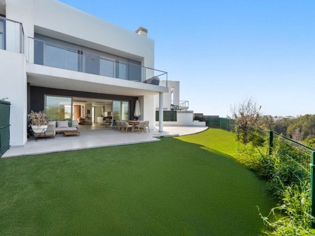 3 Bedrooms Villa in Guadalmina Alta
