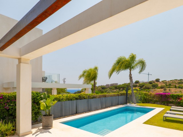 5 Bedrooms Villa in Cabopino