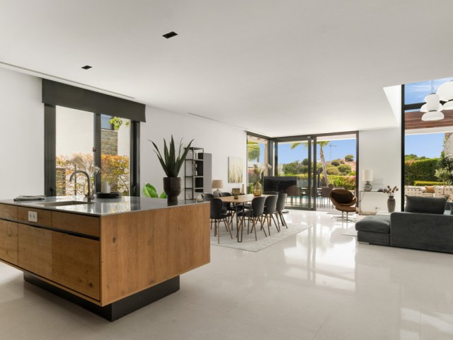 5 Slaapkamer Villa in Cabopino