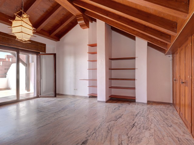 4 Bedrooms Townhouse in Manilva