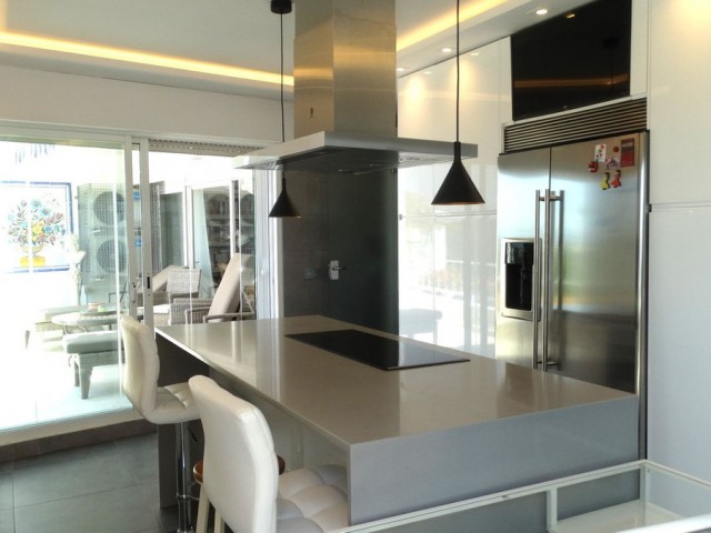 Kattohuoneisto Río Real