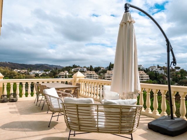 3 Bedrooms Villa in Elviria