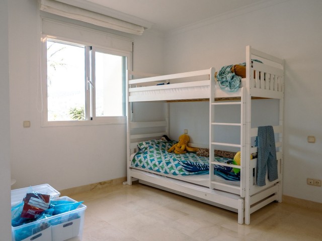 3 Bedrooms Villa in Elviria