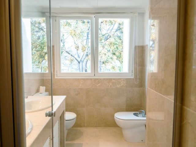 3 Bedrooms Villa in Elviria