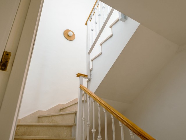 3 Bedrooms Villa in Elviria