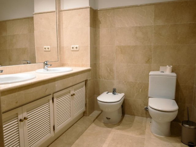 3 Bedrooms Villa in Elviria