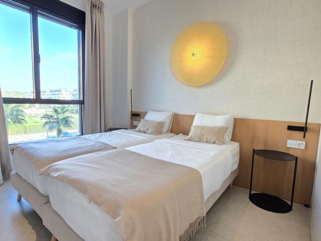 Apartamento con 3 Dormitorios  en Los Alamos