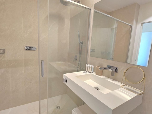 Apartamento con 3 Dormitorios  en Los Alamos