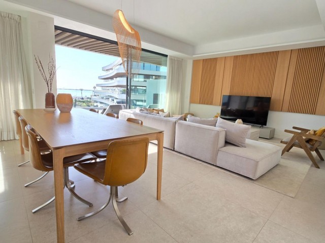 Apartamento con 3 Dormitorios  en Los Alamos