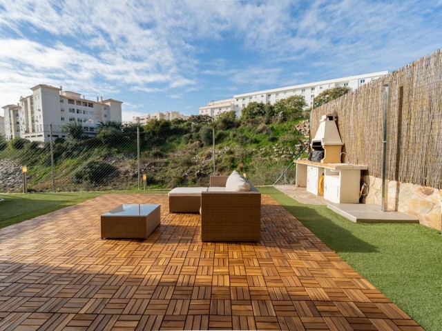 Apartment, Arroyo de la Miel, R5259484