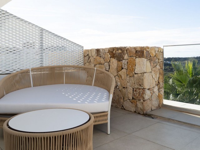 3 Bedrooms Apartment in Estepona