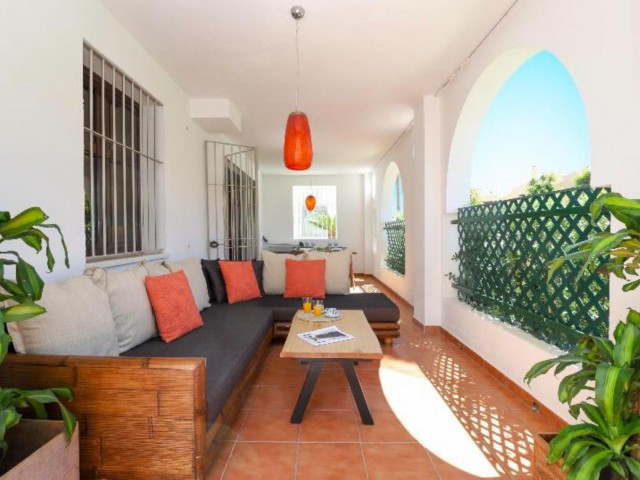 2 Bedrooms Apartment in Nueva Andalucía