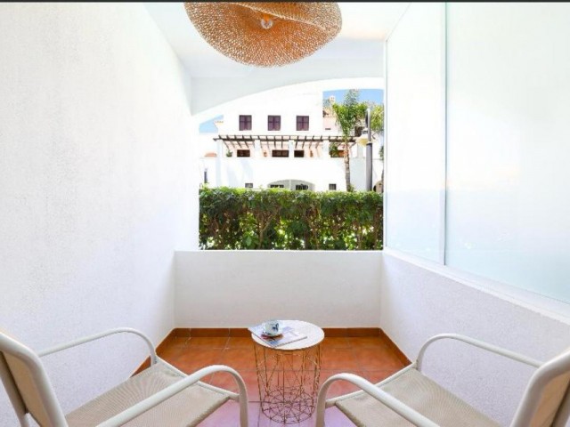 2 Bedrooms Apartment in Nueva Andalucía