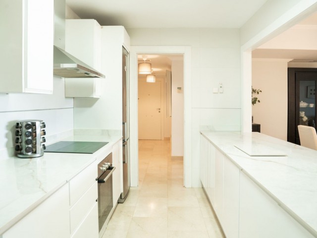 3 Soveroms Leilighet i Benahavís