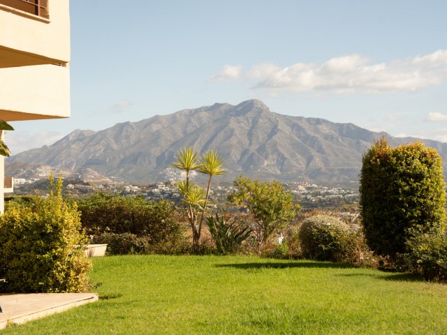 3 Bedrooms Apartment in Benahavís