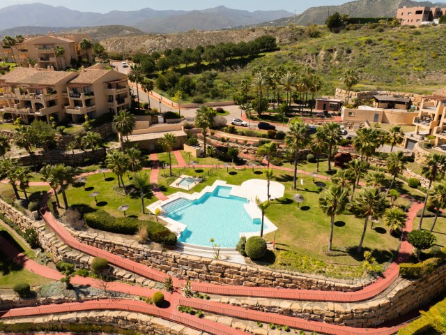 3 Bedrooms Apartment in Benahavís