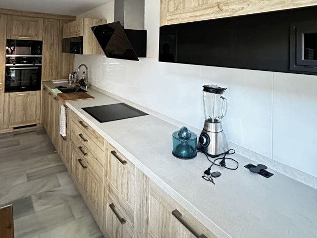 4 Bedrooms Townhouse in Estepona