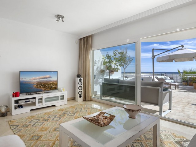 2 Bedrooms Apartment in Estepona