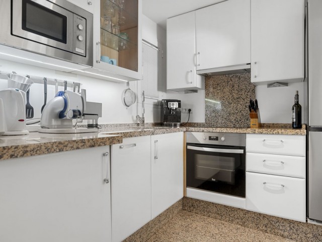 2 Bedrooms Apartment in Estepona