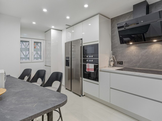 Appartement avec 3 Chambres  à The Golden Mile