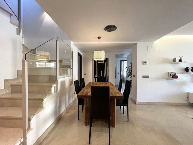 4 Bedrooms Apartment in San Pedro de Alcántara